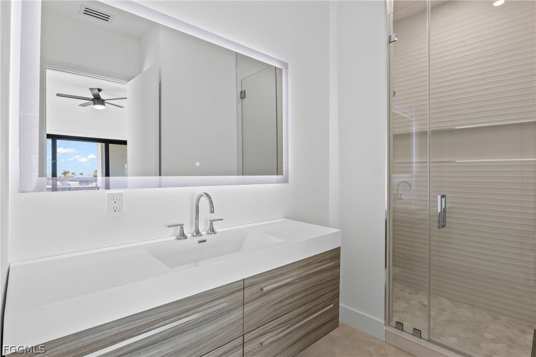 Cape Coral, Florida, 33991, United States, 6 Bedrooms Bedrooms, ,7 BathroomsBathrooms,Residential,Active,2018184