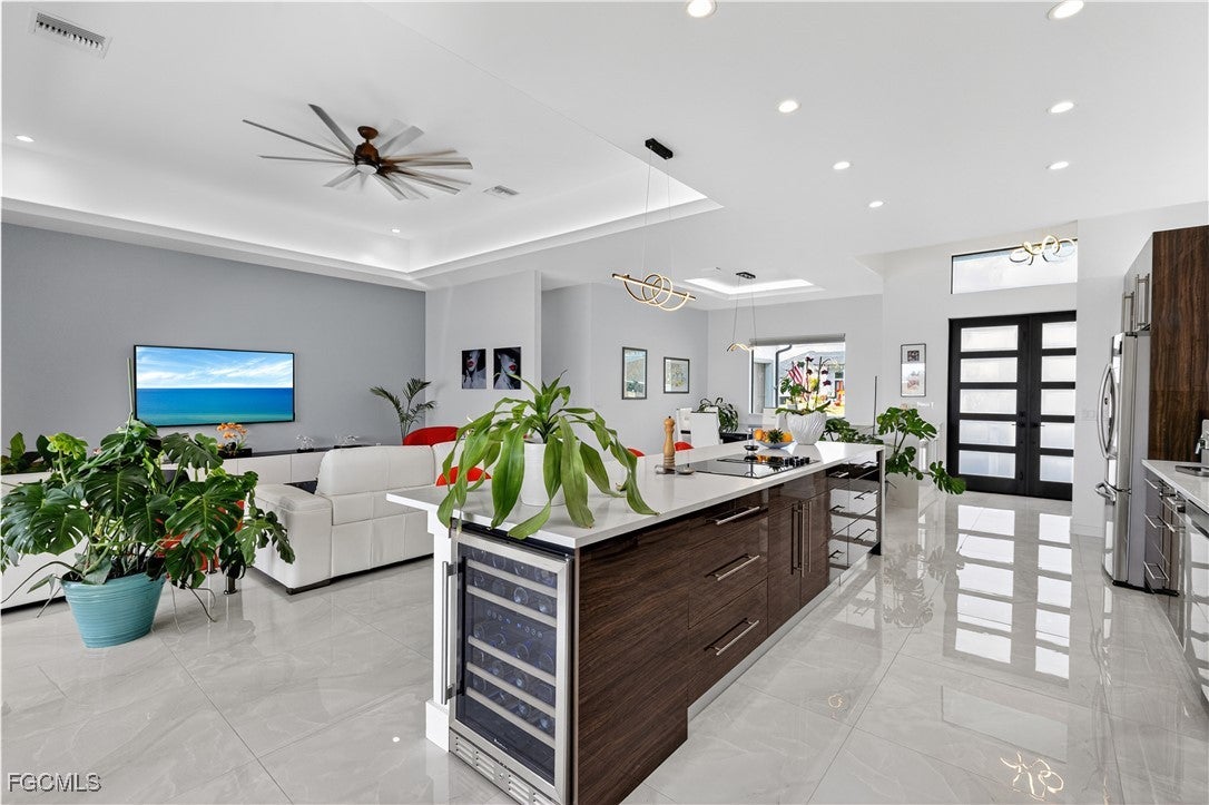 Cape Coral, Florida, 33991, United States, 5 Bedrooms Bedrooms, ,6 BathroomsBathrooms,Residential,Active,1994953