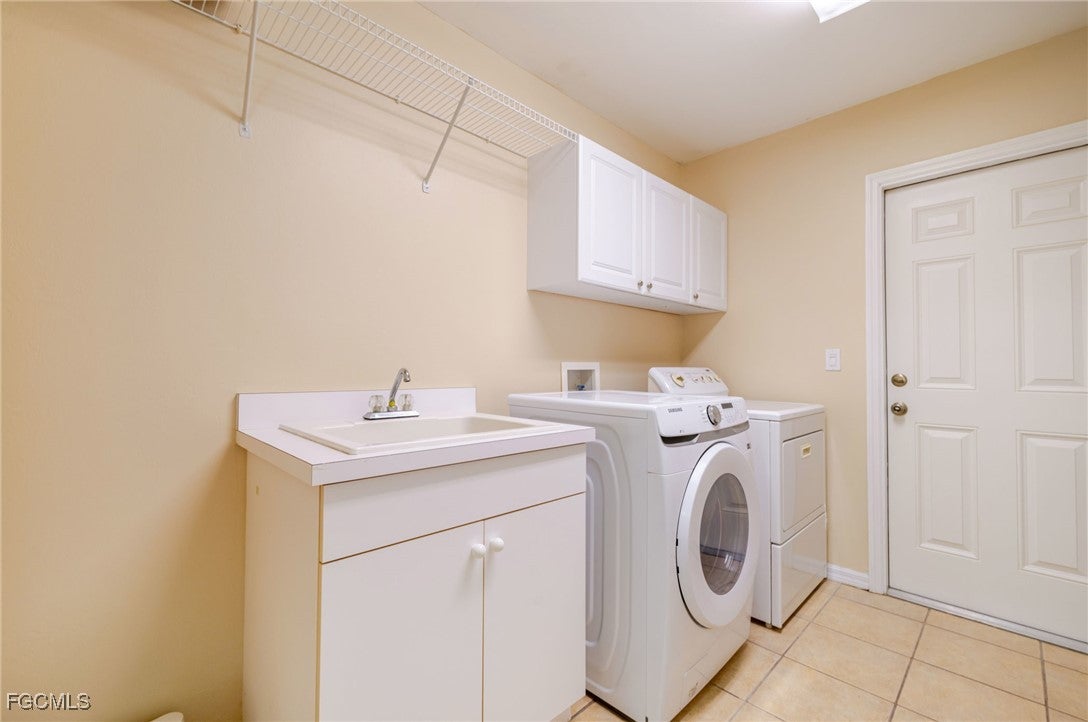 Fort Myers, Florida, 33908, United States, 5 Bedrooms Bedrooms, ,4 BathroomsBathrooms,Residential,Active,1963273