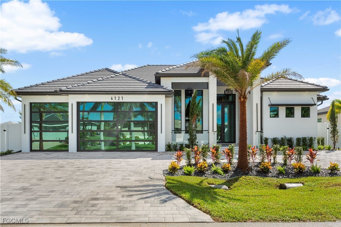 Cape Coral, Florida, 33914, United States, 4 Bedrooms Bedrooms, ,5 BathroomsBathrooms,Residential,Active,1953271