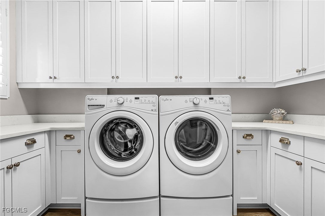 Miromar Lakes, Florida, 33913, United States, 4 Bedrooms Bedrooms, ,6 BathroomsBathrooms,Residential,Active,2010922