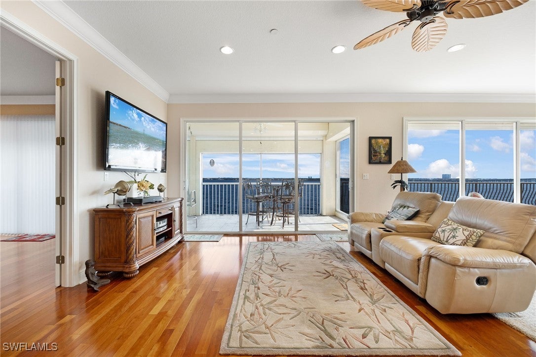 Cape Coral, Florida, 33904, United States, 3 Bedrooms Bedrooms, ,4 BathroomsBathrooms,Residential,Active,1734412