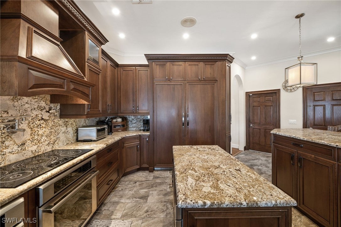 Cape Coral, Florida, 33904, United States, 5 Bedrooms Bedrooms, ,5 BathroomsBathrooms,Residential,Active,1905071