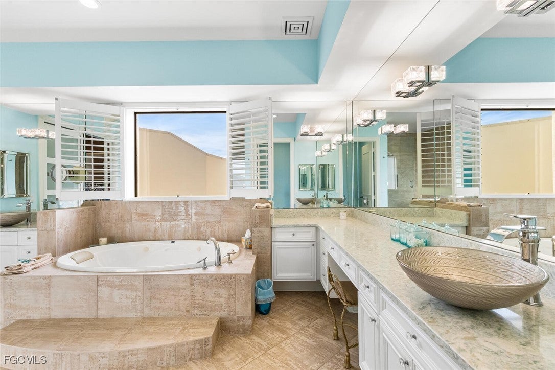 Fort Myers, Florida, 33908, United States, 3 Bedrooms Bedrooms, ,4 BathroomsBathrooms,Residential,Active,1946438