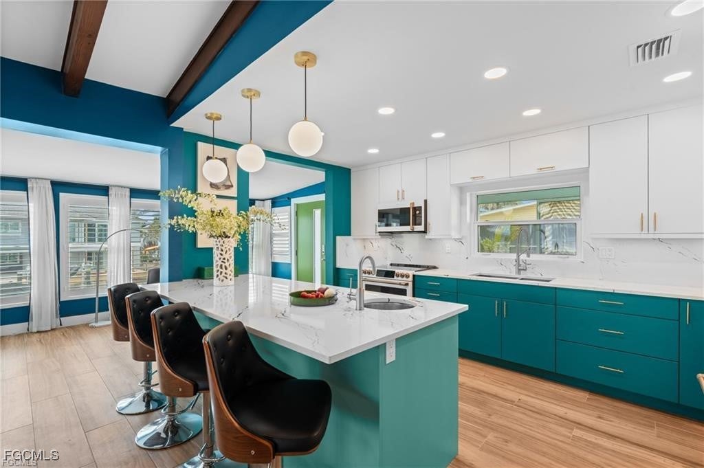 Fort Myers Beach, Florida, 33931, United States, 3 Bedrooms Bedrooms, ,3 BathroomsBathrooms,Residential,Active,1945460