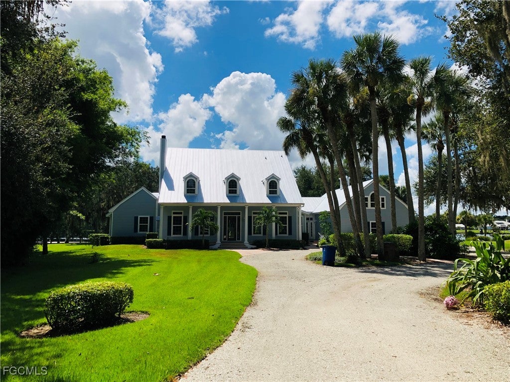 Alva, Florida, 33920, United States, 5 Bedrooms Bedrooms, ,5 BathroomsBathrooms,Residential,Active,1988720