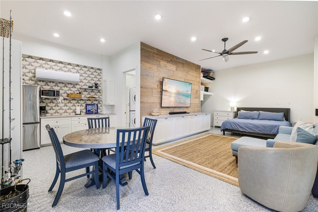 Bokeelia, Florida, 33922, United States, 4 Bedrooms Bedrooms, ,2 BathroomsBathrooms,Residential,Active,1992253