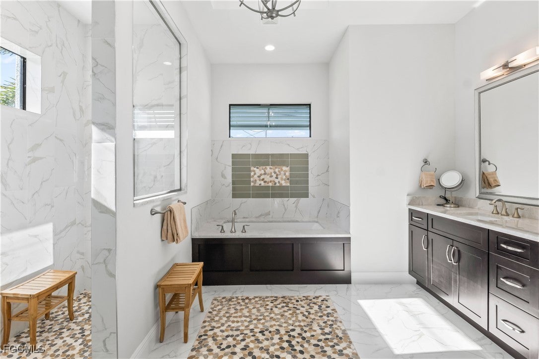 Cape Coral, Florida, 33914, United States, 4 Bedrooms Bedrooms, ,3 BathroomsBathrooms,Residential,Active,1899193