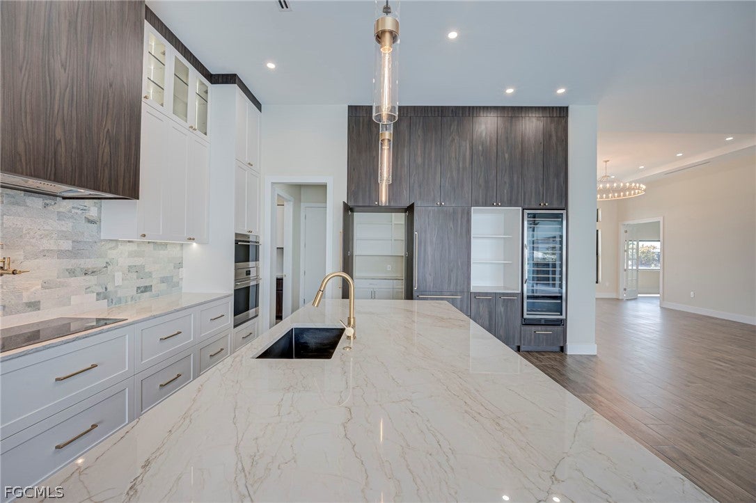 Cape Coral, Florida, 33993, United States, 3 Bedrooms Bedrooms, ,3 BathroomsBathrooms,Residential,Active,2024179