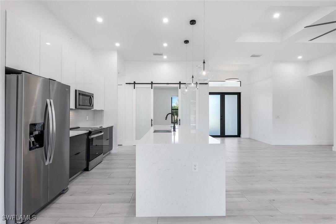 Cape Coral, Florida, 33914, United States, ,3 BathroomsBathrooms,Residential,Active,1782576