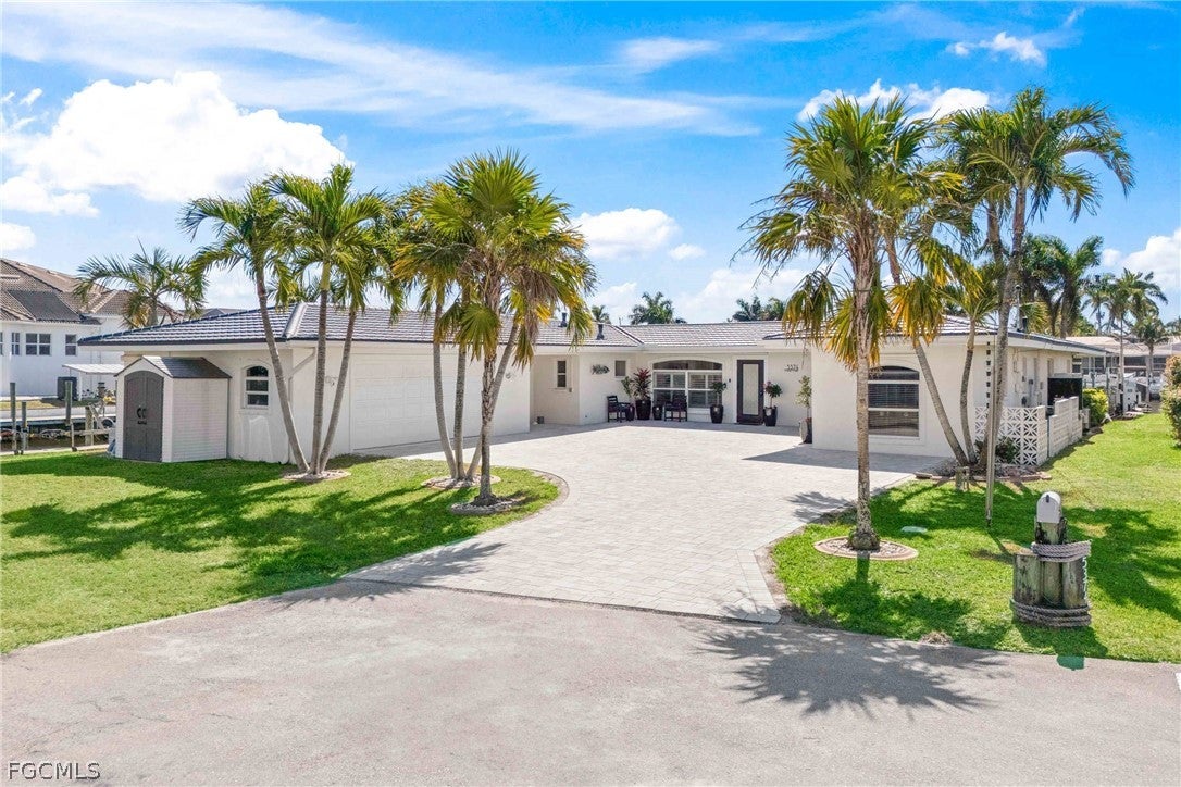 Cape Coral, Florida, 33904, United States, 4 Bedrooms Bedrooms, ,3 BathroomsBathrooms,Residential,Active,2018176