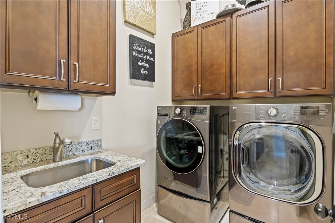 Cape Coral, Florida, 33914, United States, 3 Bedrooms Bedrooms, ,3 BathroomsBathrooms,Residential,Active,2007116