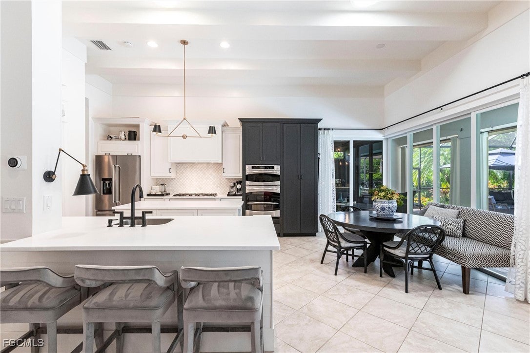 Fort Myers, Florida, 33905, United States, 3 Bedrooms Bedrooms, ,4 BathroomsBathrooms,Residential,Active,1969769