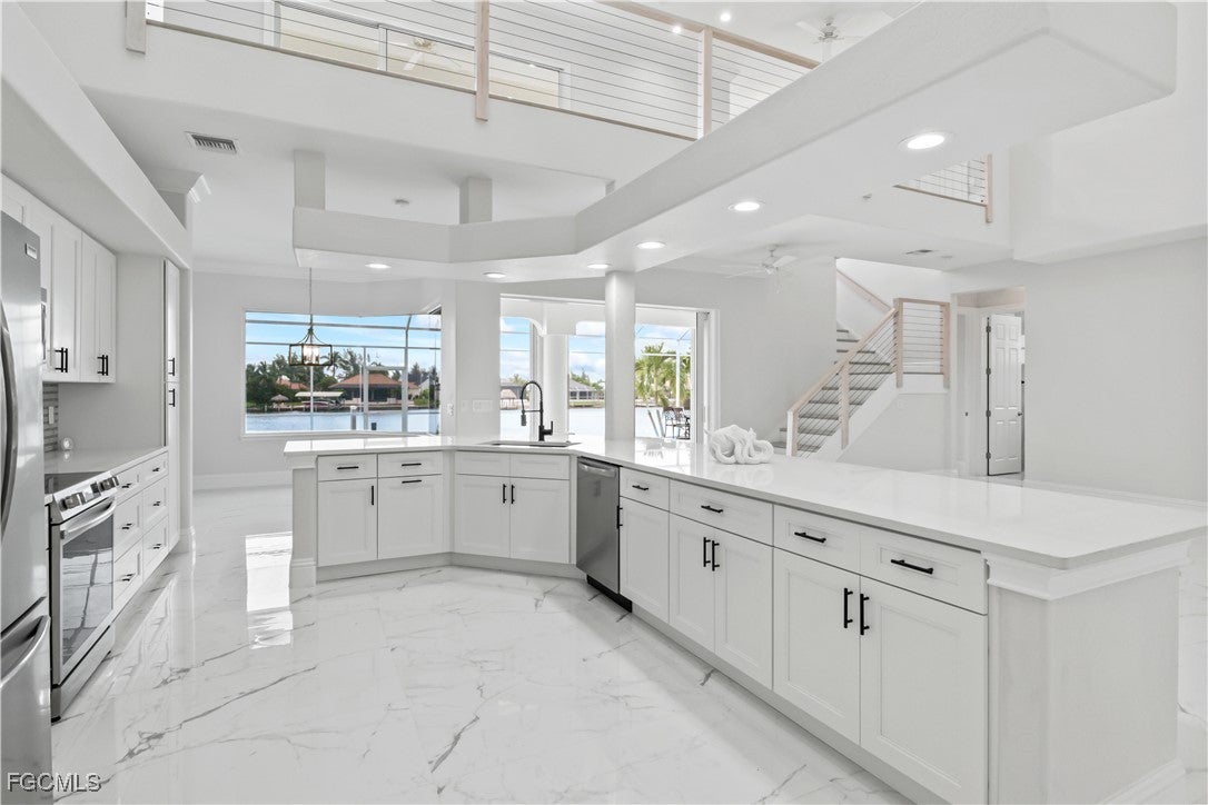 Cape Coral, Florida, 33991, United States, 4 Bedrooms Bedrooms, ,5 BathroomsBathrooms,Residential,Active,1944264