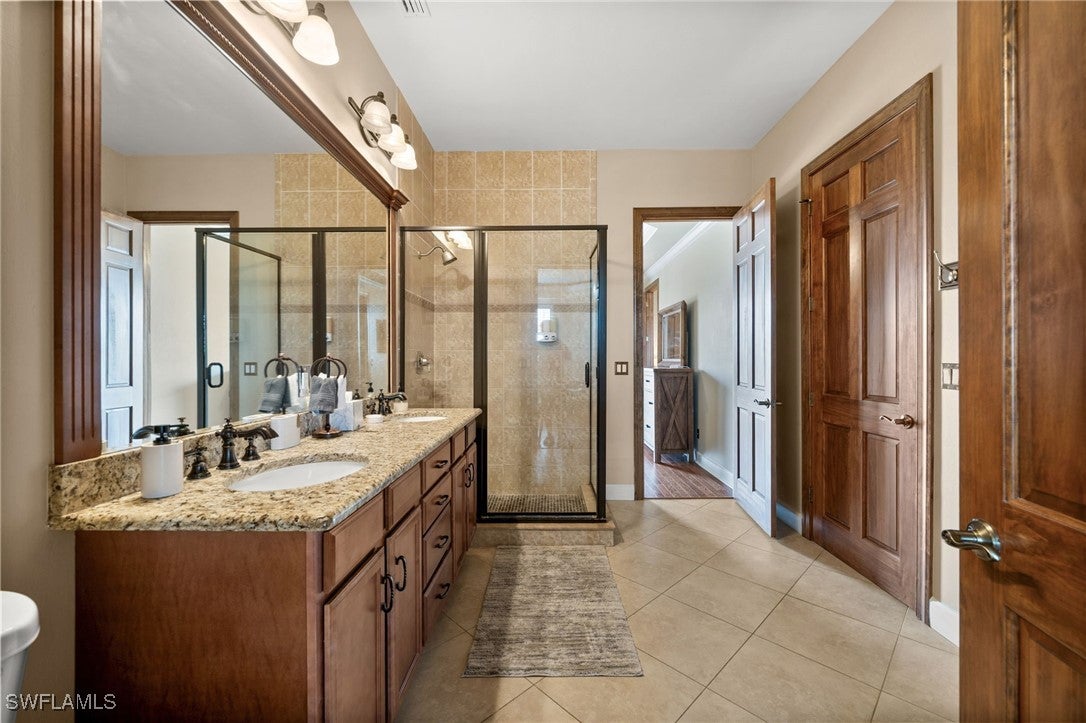 Cape Coral, Florida, 33904, United States, 5 Bedrooms Bedrooms, ,5 BathroomsBathrooms,Residential,Active,1905071