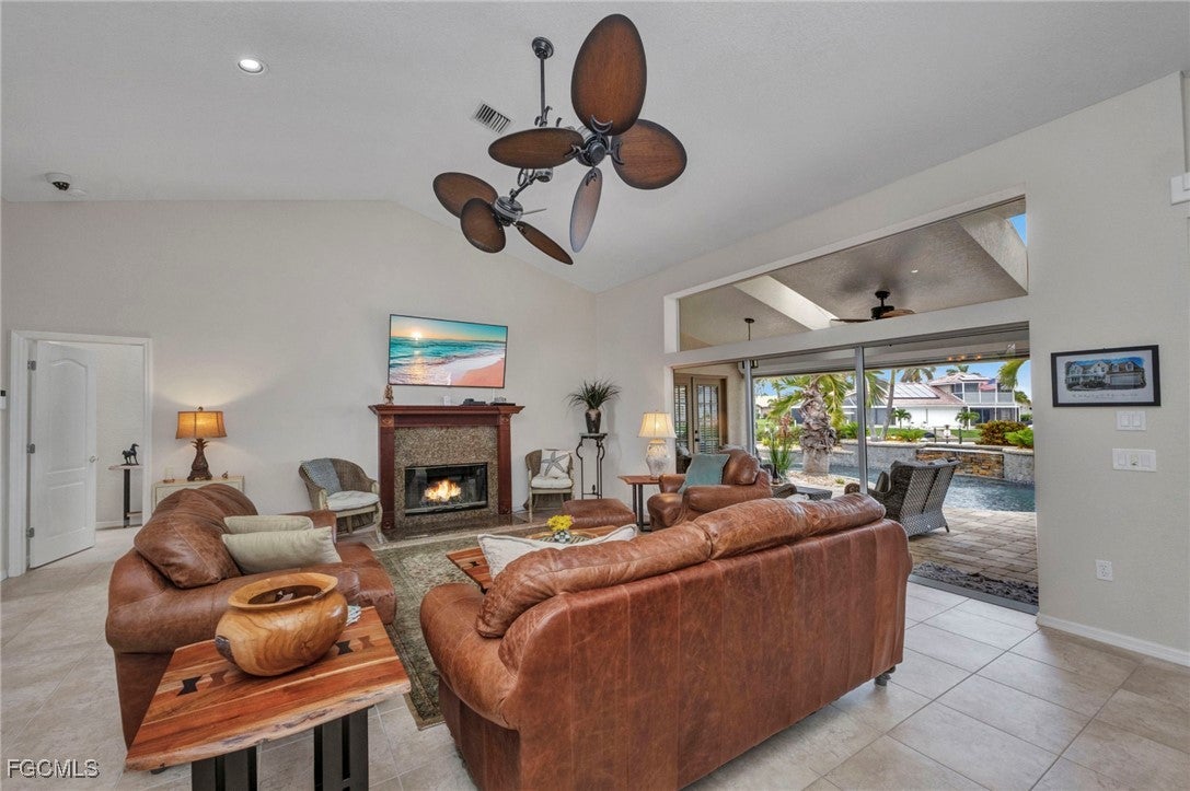 Punta Gorda, Florida, 33950, United States, 3 Bedrooms Bedrooms, ,3 BathroomsBathrooms,Residential,Active,2003564