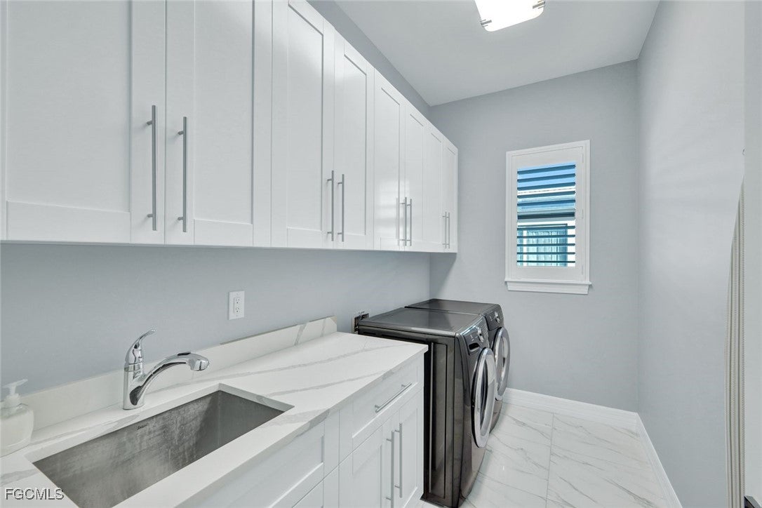 Cape Coral, Florida, 33993, United States, 3 Bedrooms Bedrooms, ,4 BathroomsBathrooms,Residential,Active,1987267