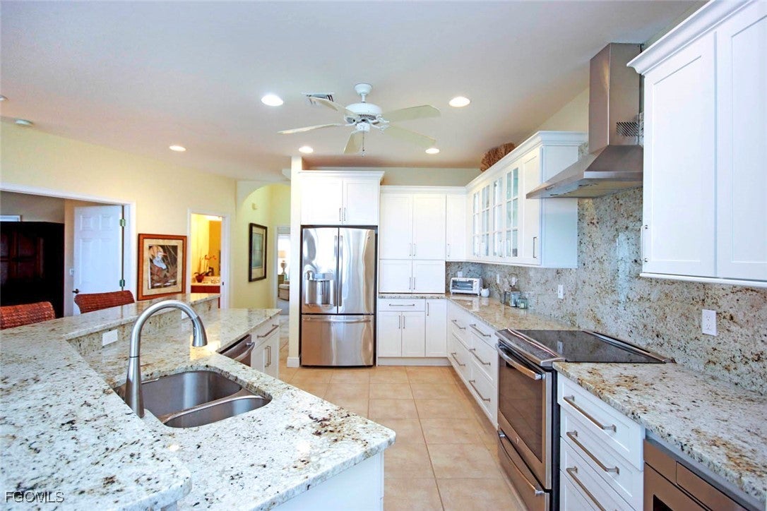 Sanibel, Florida, 33957, United States, 3 Bedrooms Bedrooms, ,3 BathroomsBathrooms,Residential,Active,1992555