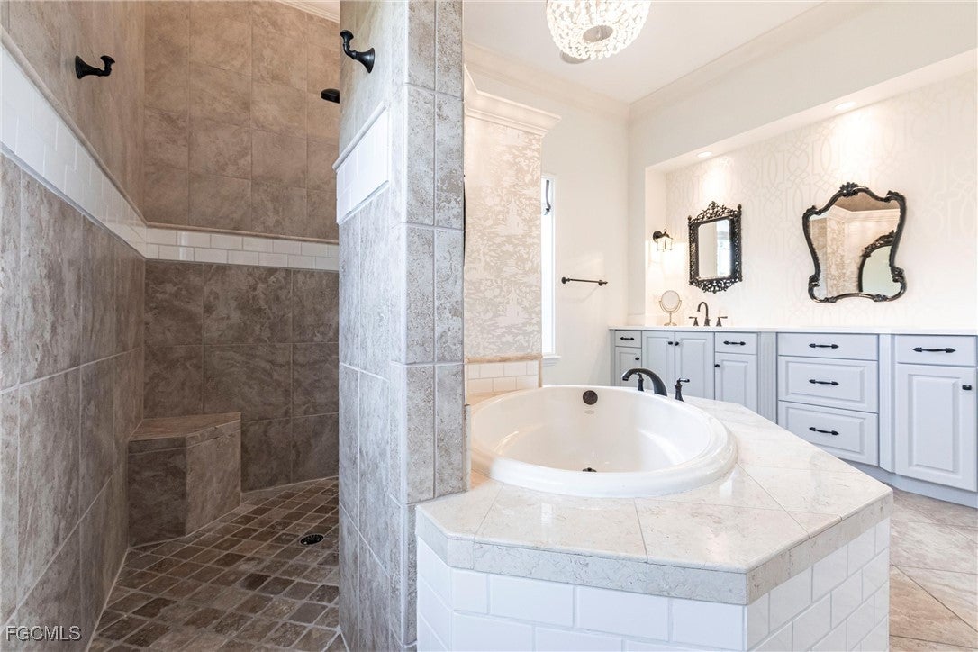 Fort Myers, Florida, 33905, United States, 3 Bedrooms Bedrooms, ,4 BathroomsBathrooms,Residential,Active,1969769