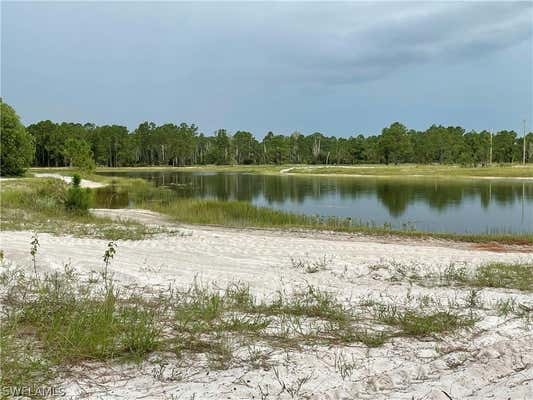 416 JUNEAU DR, LEHIGH ACRES, FL 33974, photo 2 of 7