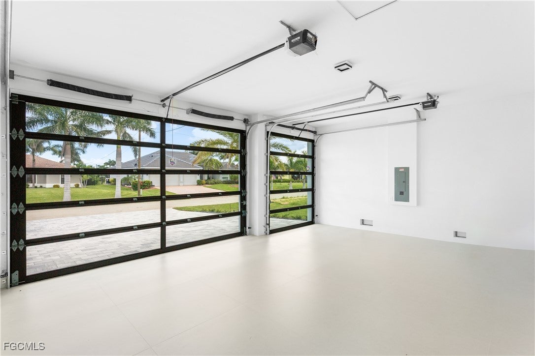 Cape Coral, Florida, 33914, United States, 4 Bedrooms Bedrooms, ,5 BathroomsBathrooms,Residential,Active,1953271