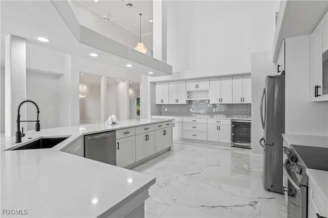 Cape Coral, Florida, 33991, United States, 4 Bedrooms Bedrooms, ,5 BathroomsBathrooms,Residential,Active,1944264