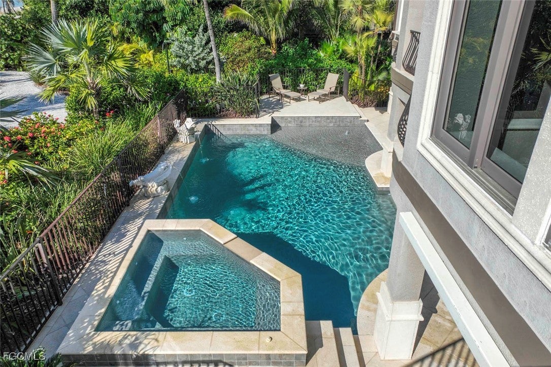 Sanibel, Florida, 33957, United States, 4 Bedrooms Bedrooms, ,5 BathroomsBathrooms,Residential,Active,2003562