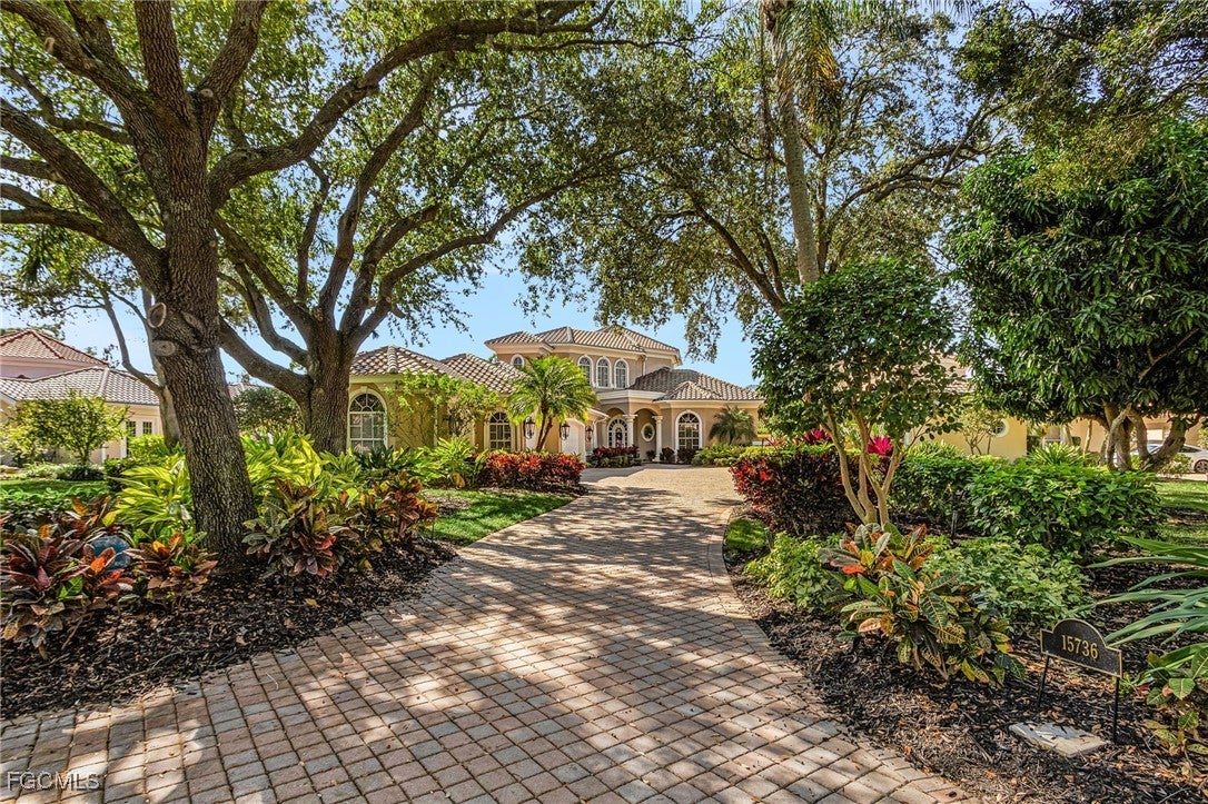 Fort Myers, Florida, 33912, United States, 5 Bedrooms Bedrooms, ,6 BathroomsBathrooms,Residential,Active,2009851 Fort Myers, Florida, 33912, United States, 5 Bedrooms Bedrooms, ,6 BathroomsBathrooms,Residential,Active,2009851