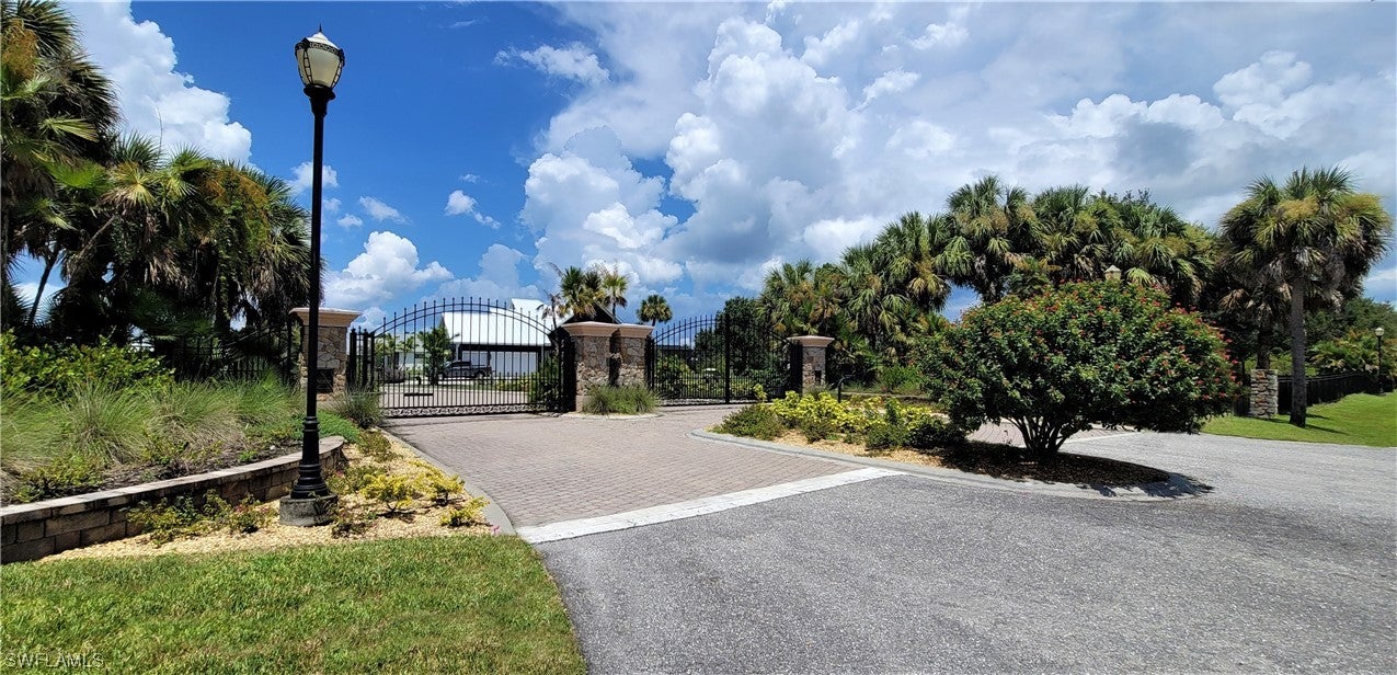 Punta Gorda, Florida, 33982, United States, 4 Bedrooms Bedrooms, ,3 BathroomsBathrooms,Residential,Active,1832313