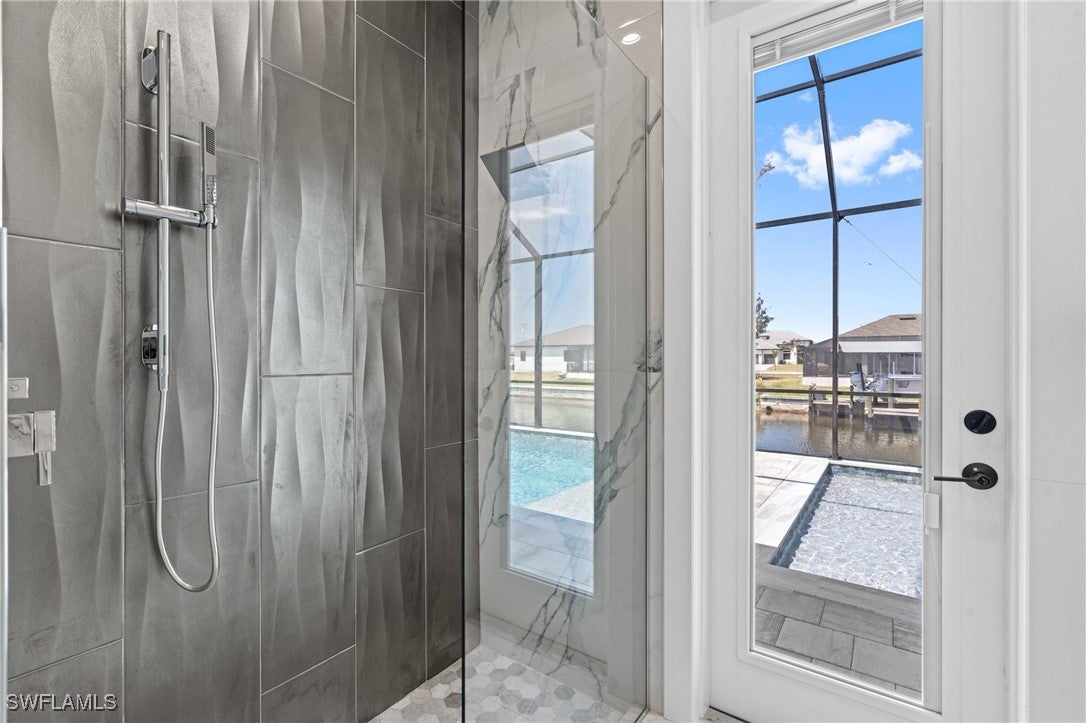 Cape Coral, Florida, 33993, United States, ,2 BathroomsBathrooms,Residential,Active,1790915
