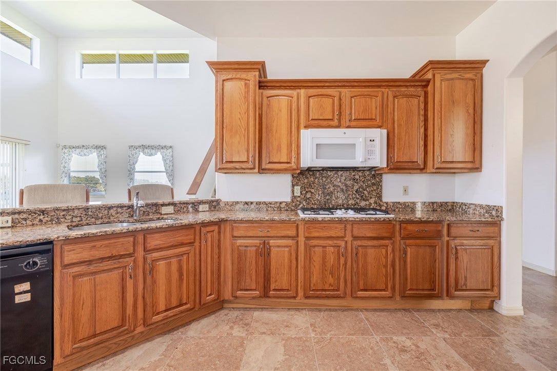 Fort Denaud, Florida, 33935, United States, 5 Bedrooms Bedrooms, ,3 BathroomsBathrooms,Residential,Active,2002349