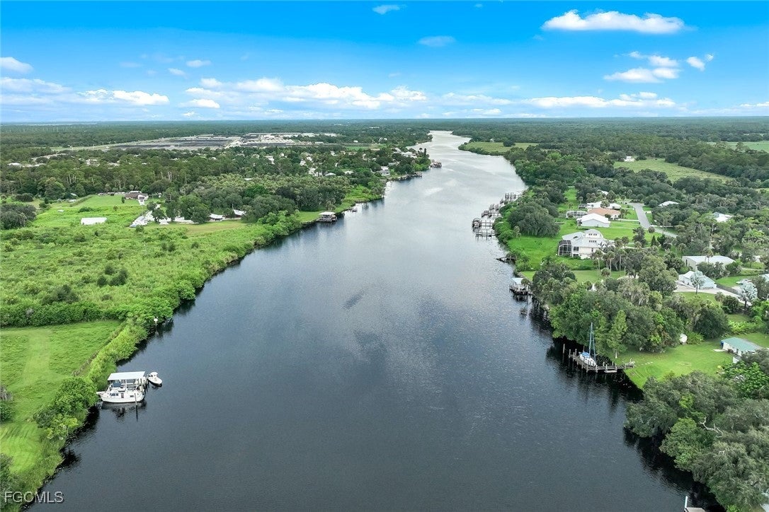 Alva, Florida, 33920, United States, 1 Bedroom Bedrooms, ,1 BathroomBathrooms,Residential,Active,1936413