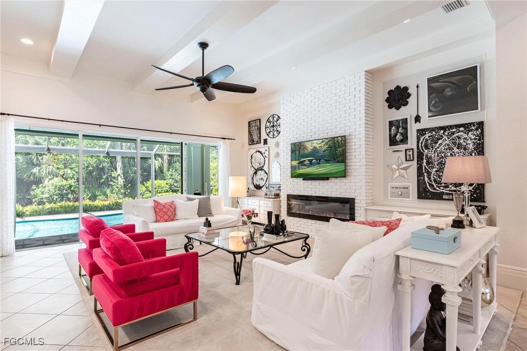 Fort Myers, Florida, 33905, United States, 3 Bedrooms Bedrooms, ,4 BathroomsBathrooms,Residential,Active,1969769