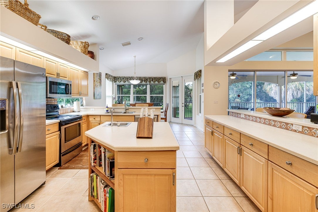 Alva, Florida, 33920, United States, ,3 BathroomsBathrooms,Residential,Active,1894197