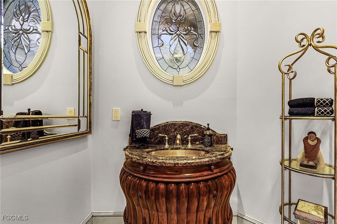 Fort Myers, Florida, 33912, United States, 5 Bedrooms Bedrooms, ,6 BathroomsBathrooms,Residential,Active,2009851