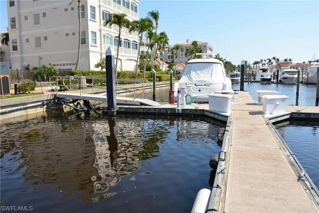 48 FT BOAT SLIP AT GULF HARBOUR G-1, FORT MYERS, FL 33908, photo 1 of 2