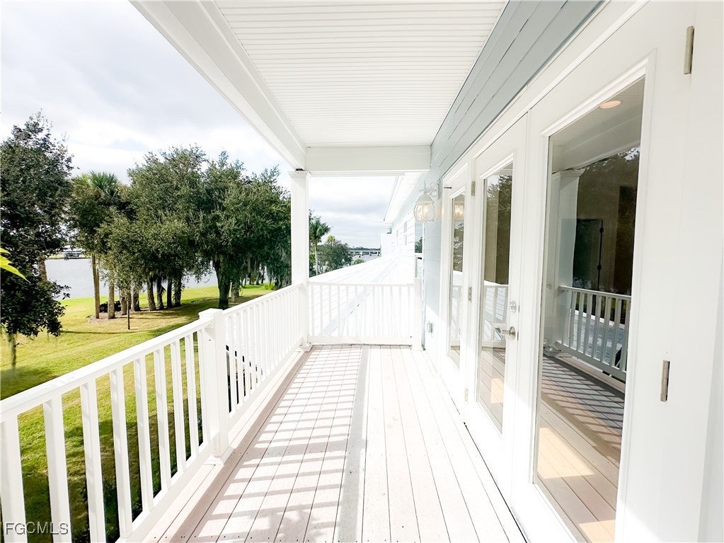 Alva, Florida, 33920, United States, 5 Bedrooms Bedrooms, ,5 BathroomsBathrooms,Residential,Active,1988720