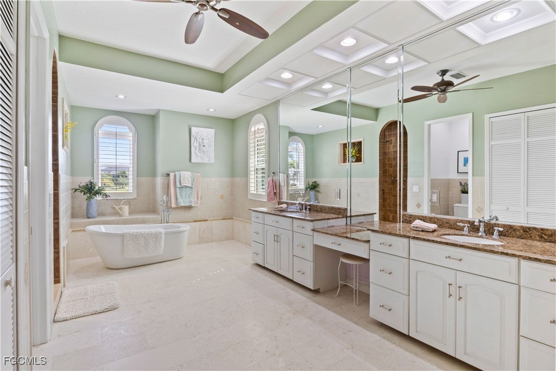 Cape Coral, Florida, 33914, United States, 3 Bedrooms Bedrooms, ,4 BathroomsBathrooms,Residential,Active,1962177