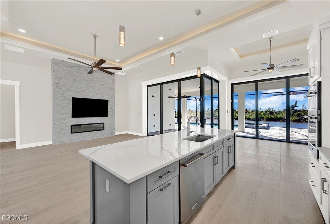 Cape Coral, Florida, 33993, United States, 4 Bedrooms Bedrooms, ,5 BathroomsBathrooms,Residential,Active,1903193