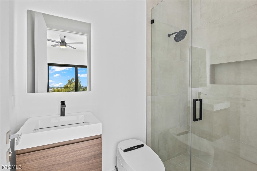 Cape Coral, Florida, 33991, United States, 6 Bedrooms Bedrooms, ,7 BathroomsBathrooms,Residential,Active,2018184