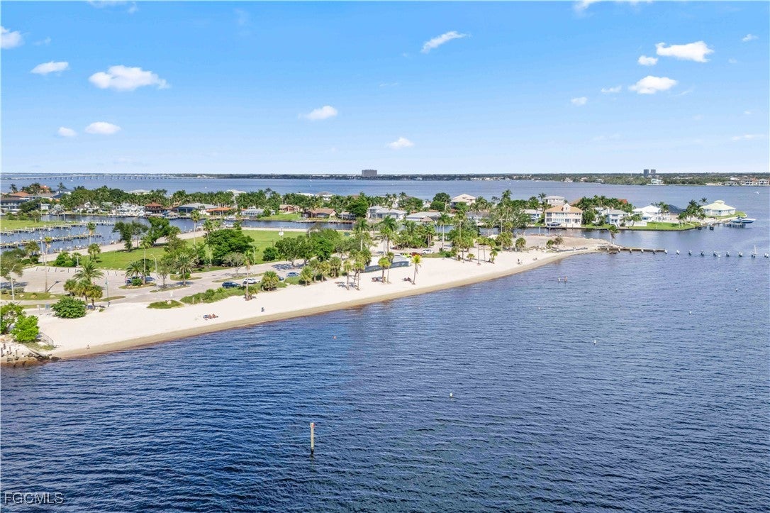 Cape Coral, Florida, 33904, United States, 4 Bedrooms Bedrooms, ,3 BathroomsBathrooms,Residential,Active,1945195