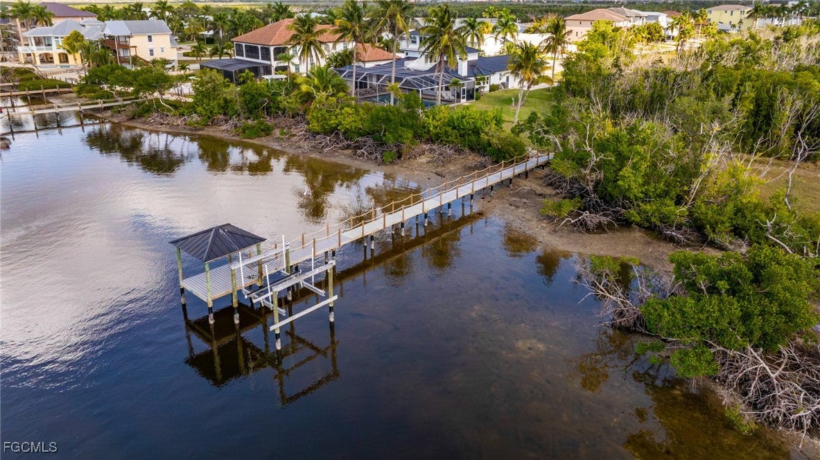 Matlacha, Florida, 33993, United States, 5 Bedrooms Bedrooms, ,5 BathroomsBathrooms,Residential,Active,2007225
