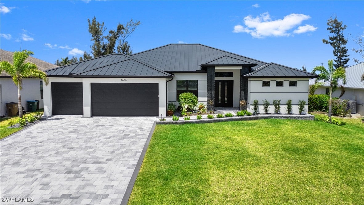 Cape Coral, Florida, 33993, United States, ,2 BathroomsBathrooms,Residential,Active,1790915