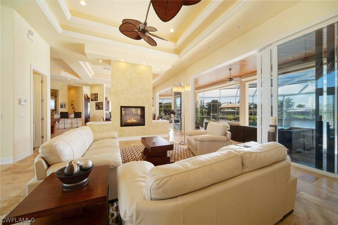 Cape Coral, Florida, 33904, United States, ,5 BathroomsBathrooms,Residential,Active,1704827