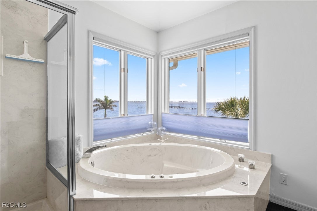 Cape Coral, Florida, 33904, United States, 4 Bedrooms Bedrooms, ,3 BathroomsBathrooms,Residential,Active,1945195