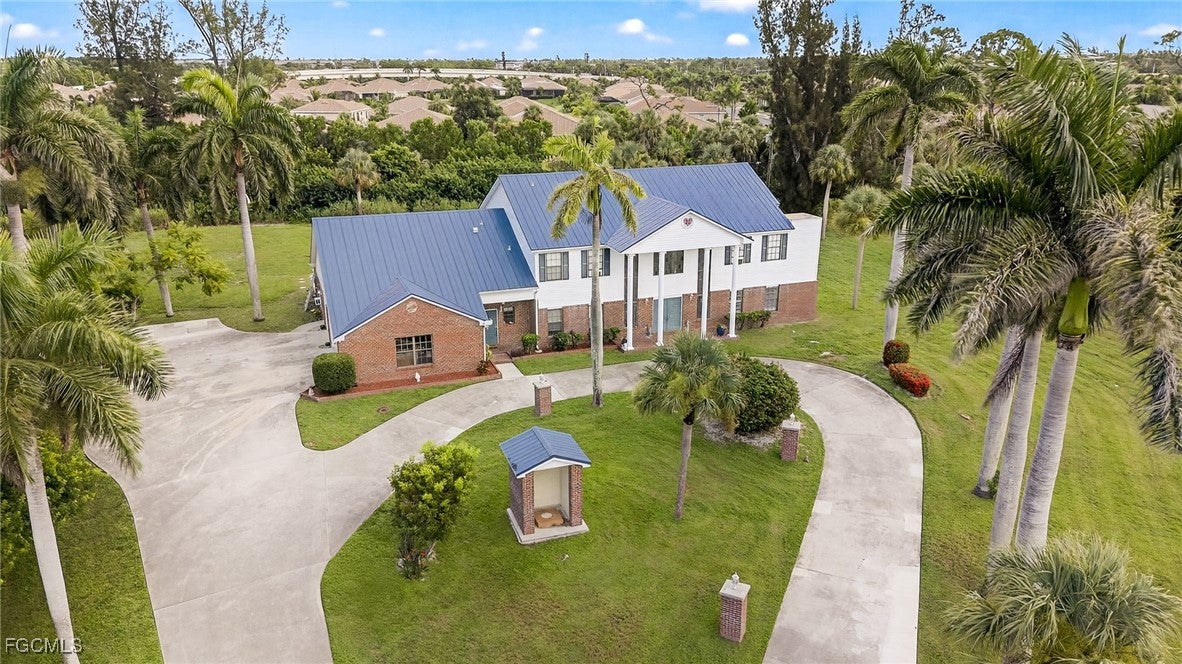 Fort Myers, Florida, 33908, United States, 5 Bedrooms Bedrooms, ,5 BathroomsBathrooms,Residential,Active,1919401