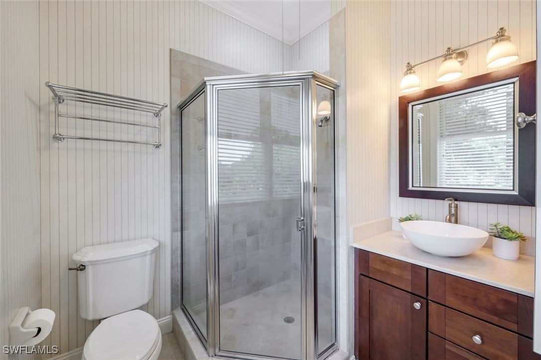 Alva, Florida, 33920, United States, 4 Bedrooms Bedrooms, ,5 BathroomsBathrooms,Residential,Active,1764865