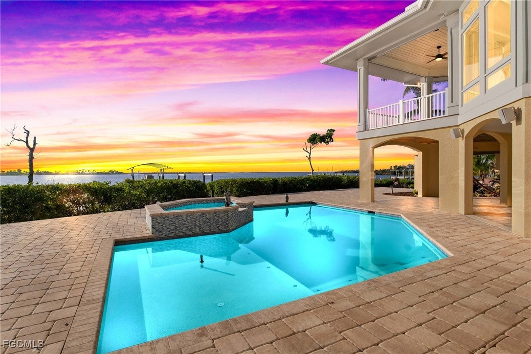 Matlacha, Florida, 33993, United States, 3 Bedrooms Bedrooms, ,5 BathroomsBathrooms,Residential,Active,2013670