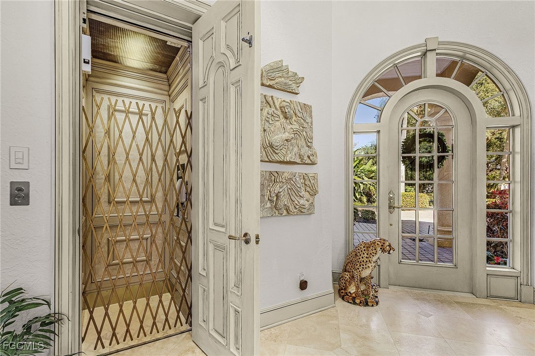 Fort Myers, Florida, 33912, United States, 5 Bedrooms Bedrooms, ,6 BathroomsBathrooms,Residential,Active,2009851