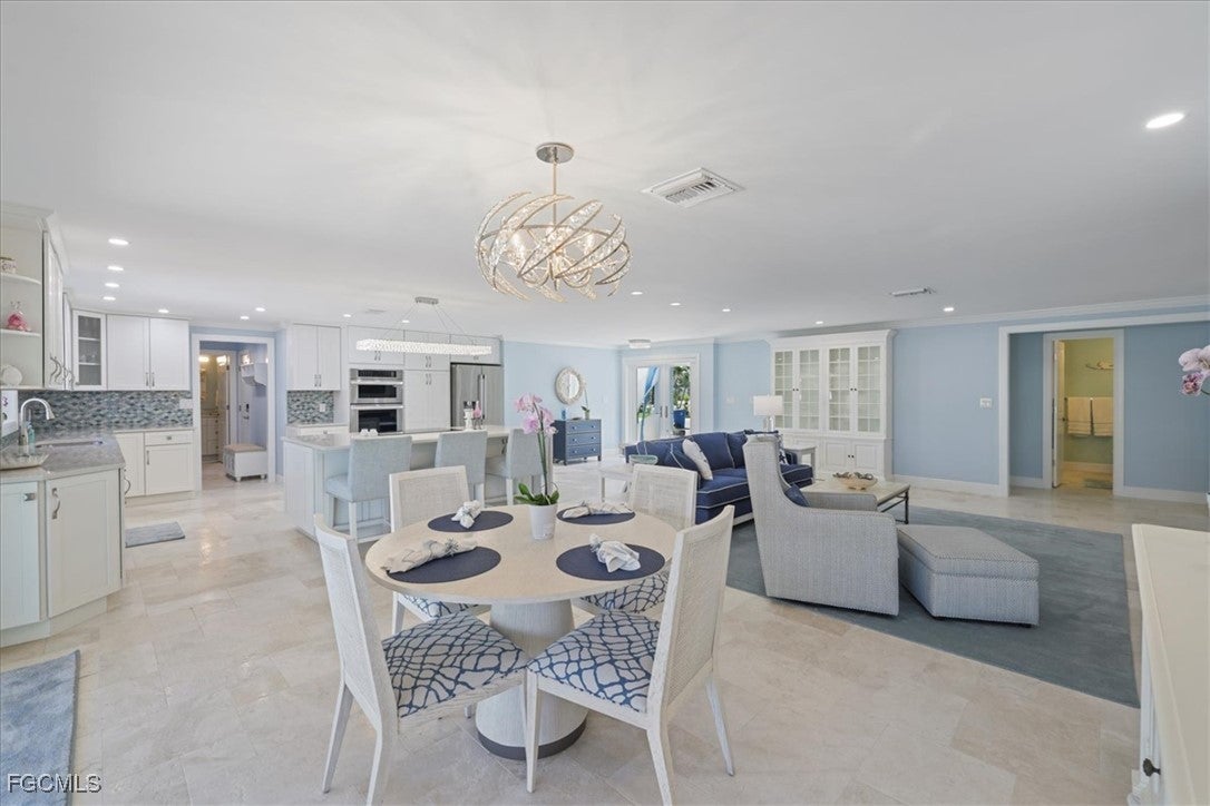 Fort Myers Beach, Florida, 33931, United States, 3 Bedrooms Bedrooms, ,3 BathroomsBathrooms,Residential,Active,1902947